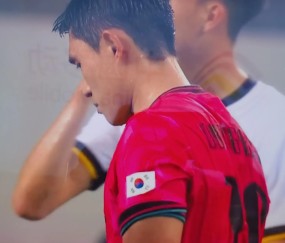 关于英超关键时刻再迎强敌，里昂状态回暖，主帅态度——球迷炸锅，医务组通报恢复的信息-Jiuyou Sports