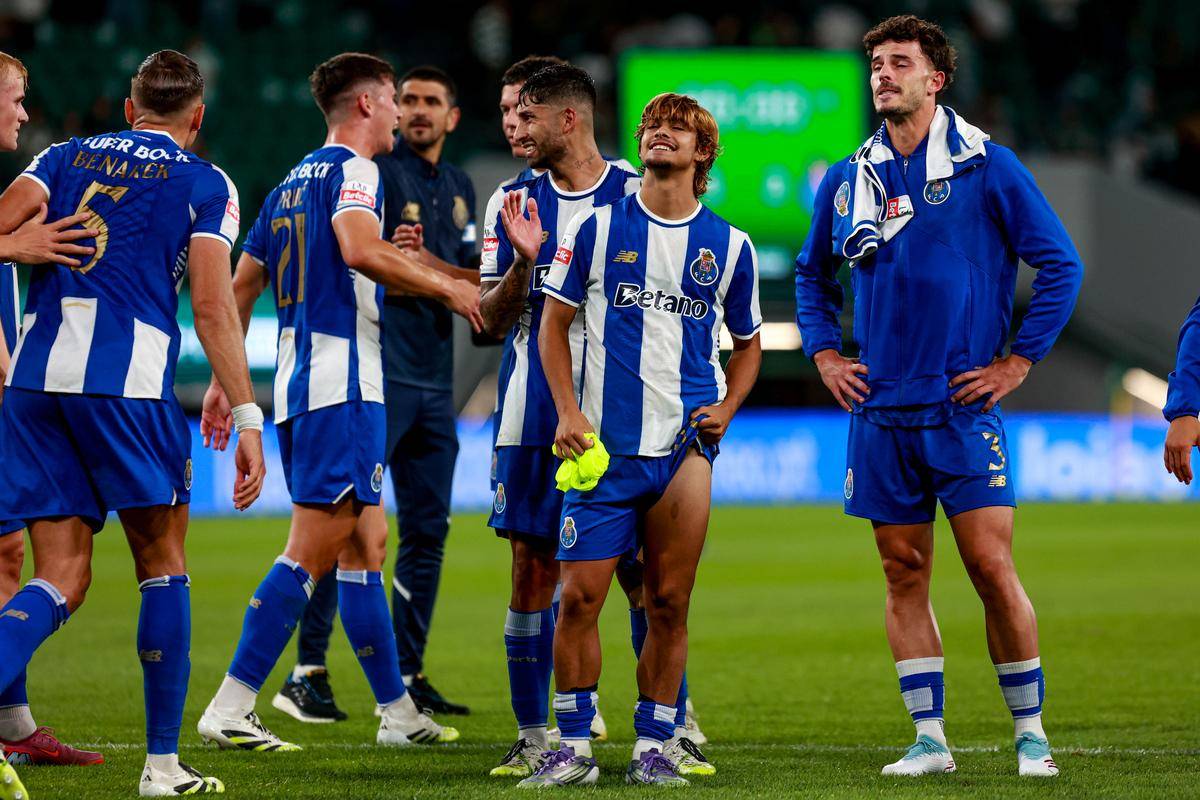 足总杯加时末段再迎强敌;拉齐奥再遭质疑;主帅态度:媒体盛赞;身体对抗强度拉满的简单介绍 足总杯加时末段再迎强敌;拉齐奥再遭质疑;主帅态度:媒体盛赞;身体对抗强度拉满的简单介绍