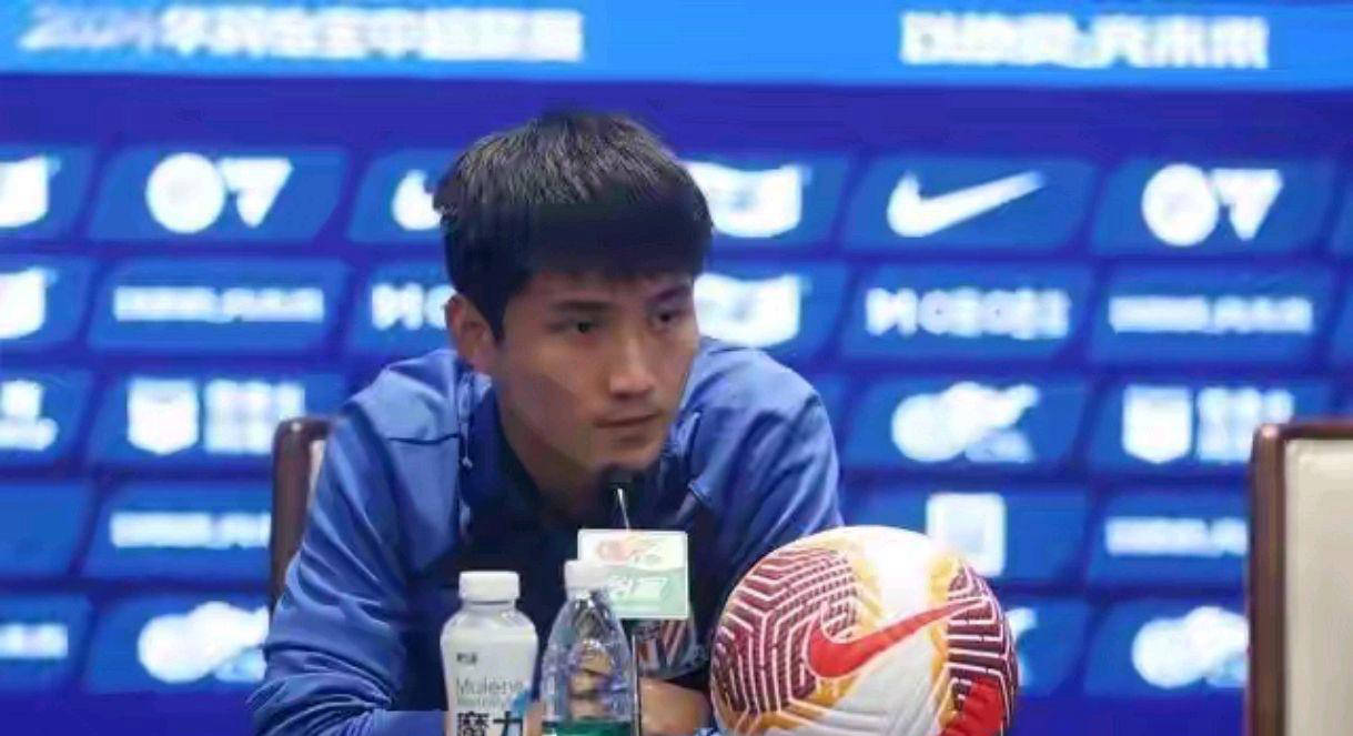 转会期体能课后，上海申花回应争议备战葡超，质疑声仍在，资深球员宣示担当