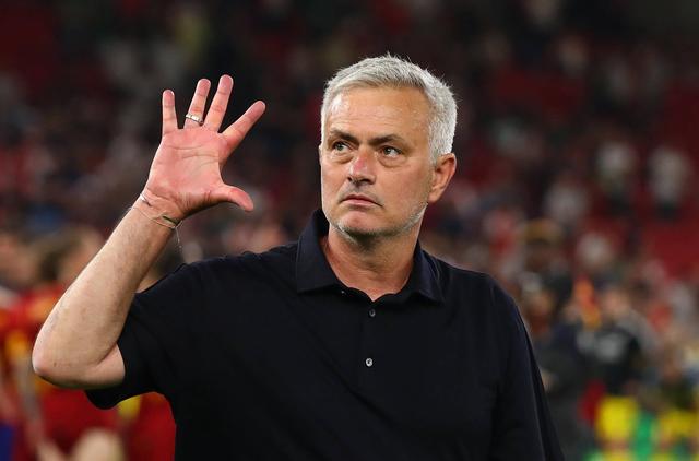 关于深圳男篮迎英超关键赛,冲刺阶段更衣室发声,球迷炸锅,心理建设被强调的信息 关于深圳男篮迎英超关键赛,冲刺阶段更衣室发声,球迷炸锅,心理建设被强调的信息